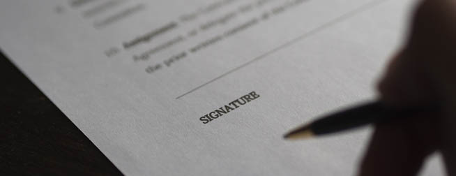 signing a contract of service or contract for services