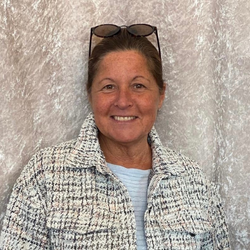 Profile picture for user Sarah Hamilton-Walker